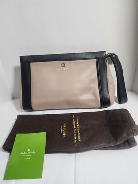 kate spade " Hudson Street" Beige and Black Leather Wristlet Clutch